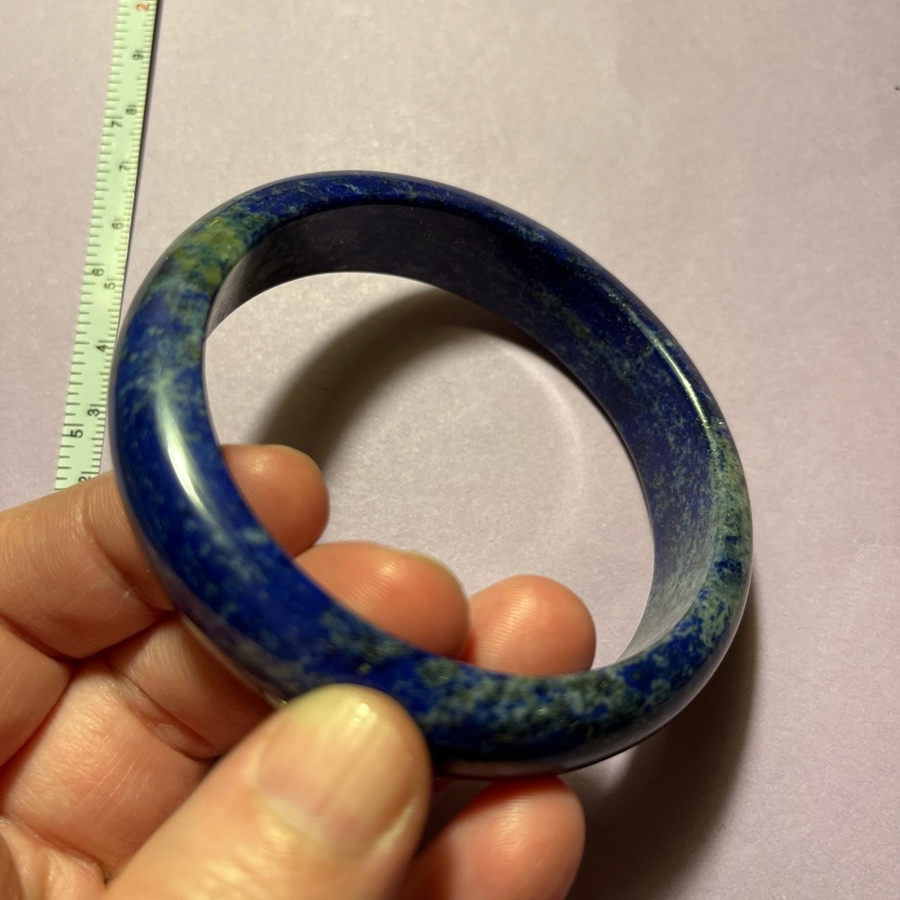 Lapis lazuli stone carved bangle bracelet